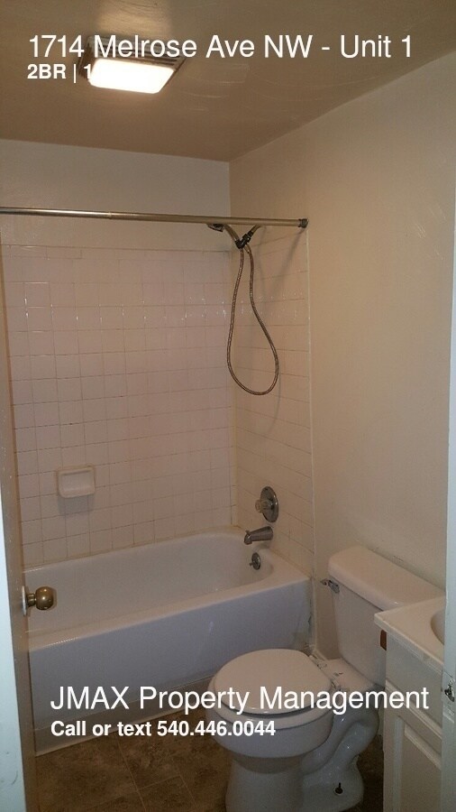 Bathroom Fixtures Roanoke Va 1714 melrose ave nw roanoke, va 24017 rentals - roanoke, va Bathroom Fixtures Roanoke Va 1714 melrose ave nw roanoke, va 24017 rentals - roanoke, va