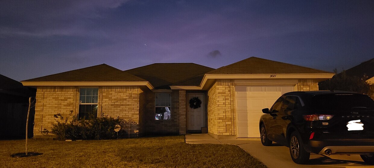 Foto principal - 3021 Chadwick Pl