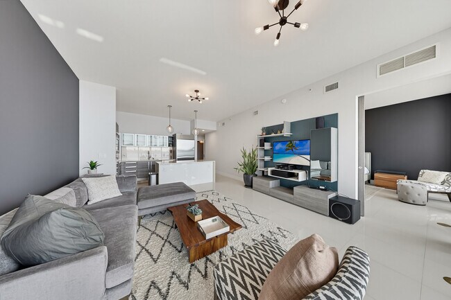 Foto del edificio - 2020 N Bayshore Dr