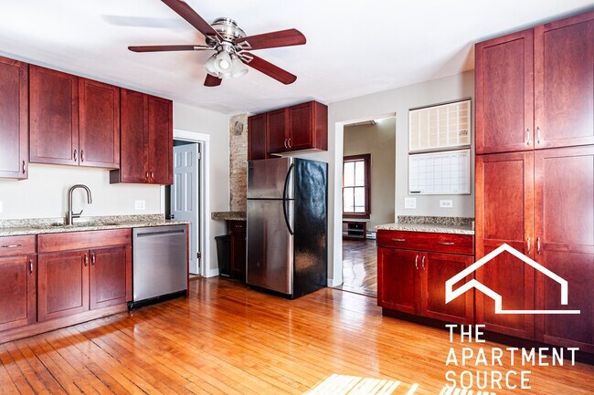 Foto del edificio - 1734 N Sedgwick St