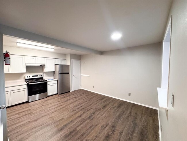 Foto del edificio - 1050 FM970