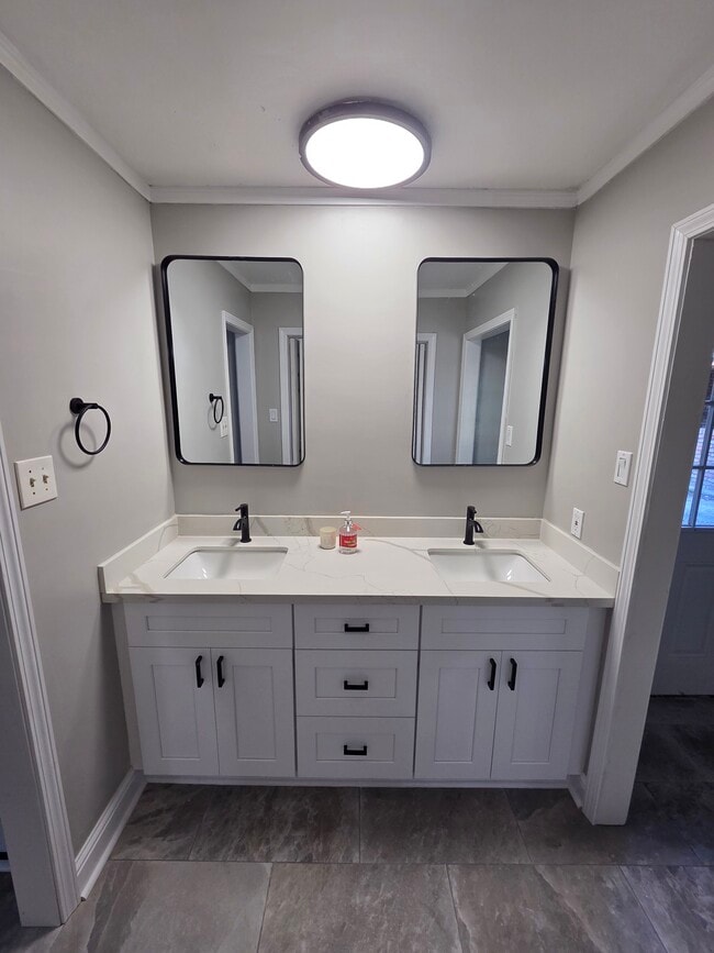 Photo - 12233 Park Lawn Ave House