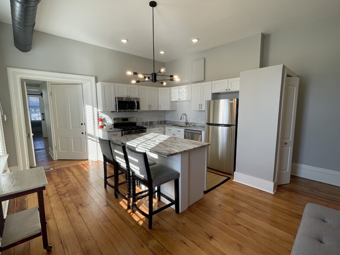 Foto principal - 418 Johnson St