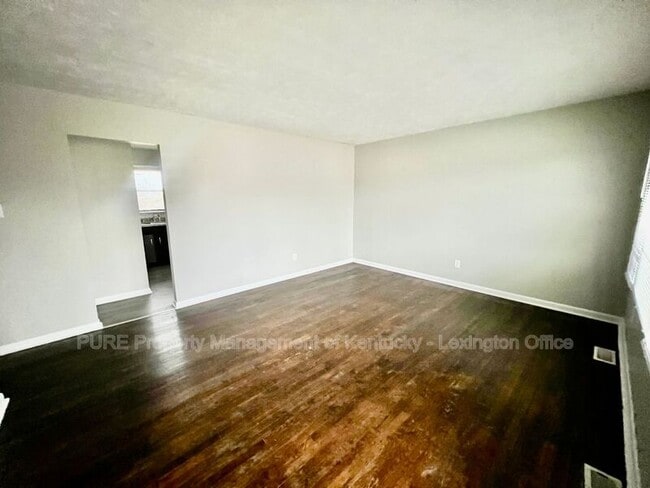 Building Photo - 2416 Windwood Ct