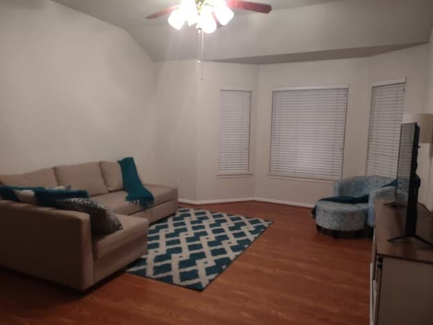 Building Photo - 3810 Buckley Ln