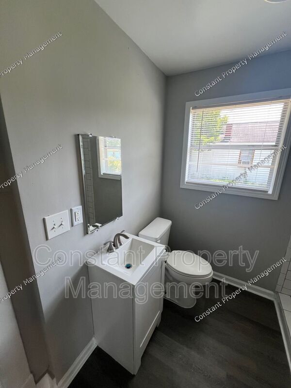 Foto del edificio - 495 Pittman St