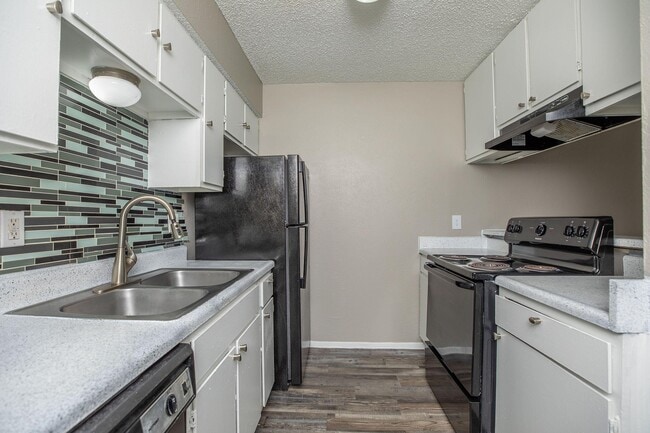 Foto del edificio - Toscana Apartments