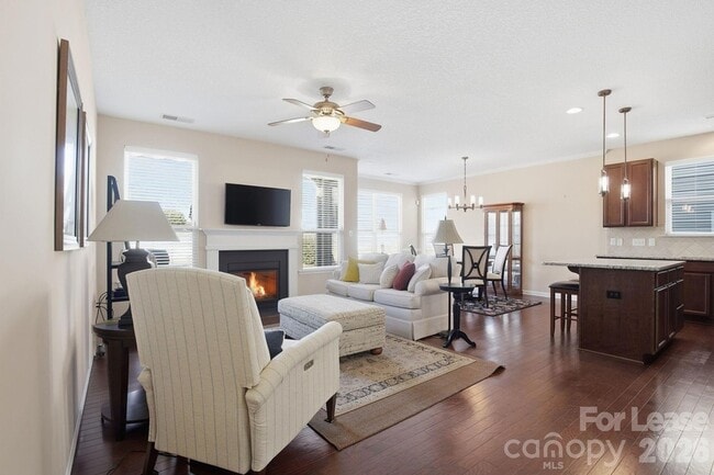 Building Photo - 4318 Connestee Ct