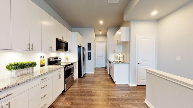 Building Photo - 4924 Paradigm Ln