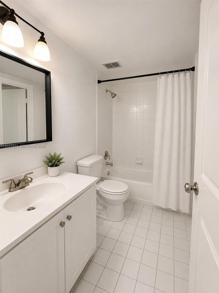 Photo - 6886 N Kendall Dr Apartment