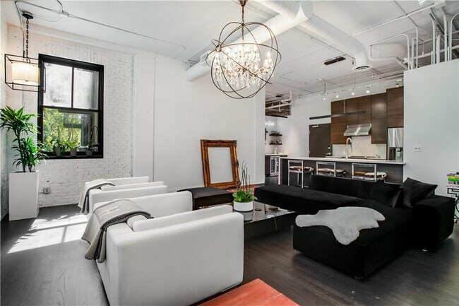 Foto del edificio - 3235 Roswell Rd NE