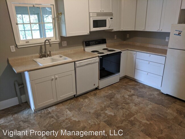 Building Photo - 1 br, 1 bath House - 3502 M St