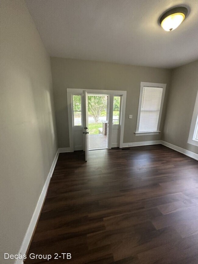 Foto del edificio - 3 br, 1.5 bath House - 1022 15th Pl SW