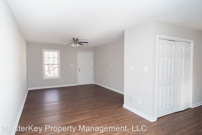 Building Photo - 3 br, 2 bath House - 5716 Woof Pl