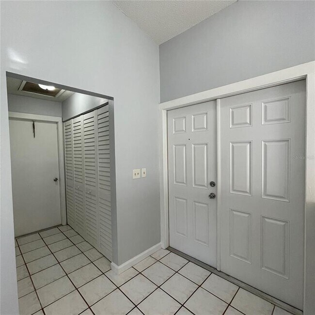 Building Photo - 37 Trophy Ln