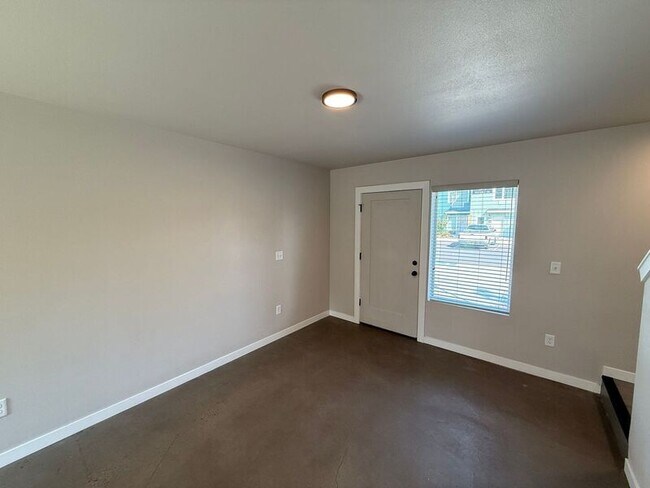 Foto del edificio - 2901 Waverly Dr SE