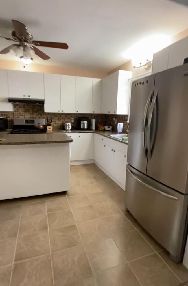 Building Photo - 207 Kathleen Ave