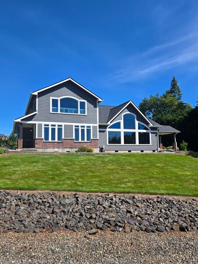 Building Photo - STATUS:AVAILABLE  |R17| $ 2995