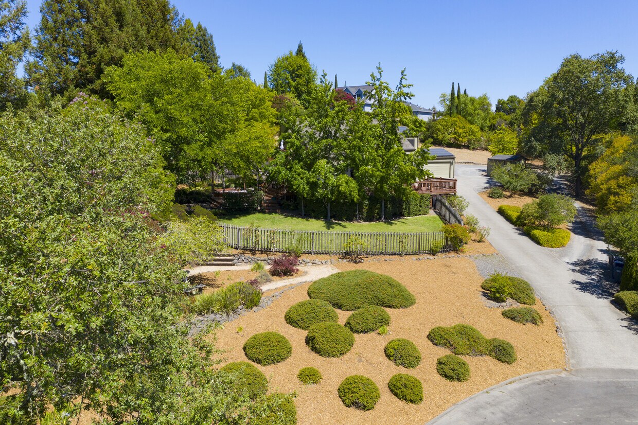 Foto principal - 230 Zinfandel Rd