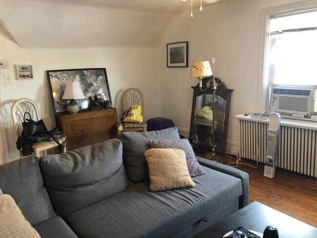Foto del edificio - 813 Greenwood Avenue