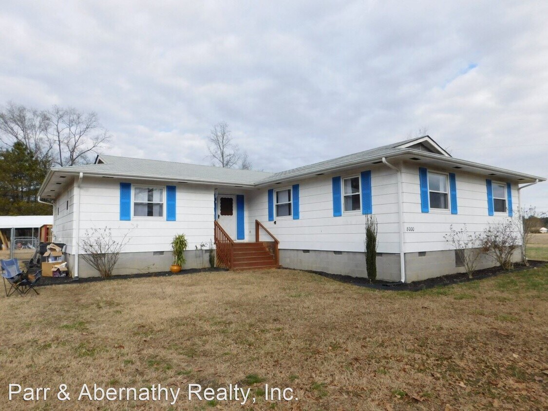 Primary Photo - 4 br, 2 bath House - 8000 Vaughan Road