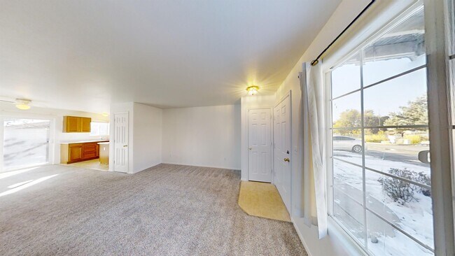 Building Photo - 4913 Leland Point