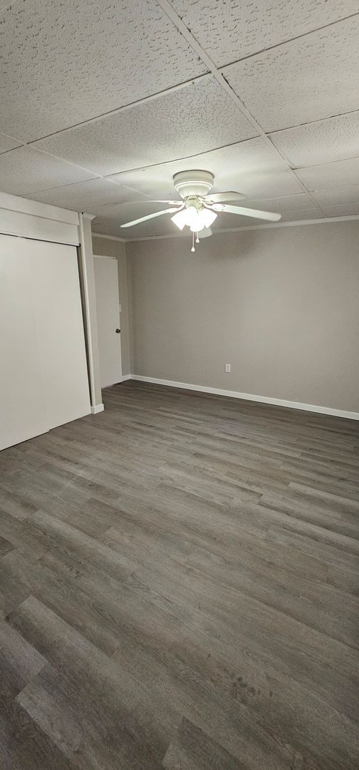 Foto del edificio - 2 Bed 1 Bath Unit