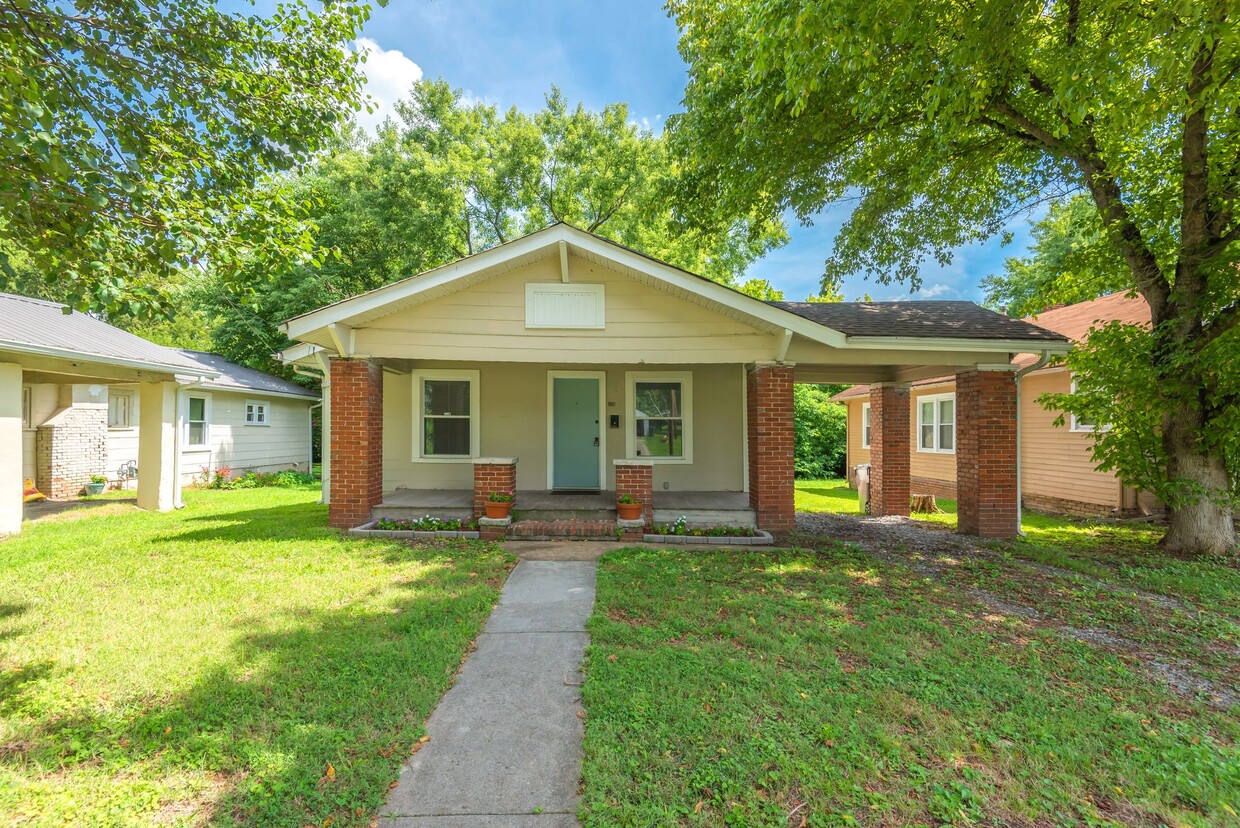 4118 Alma Ave, Knoxville, TN 37914 House Rental in Knoxville, TN