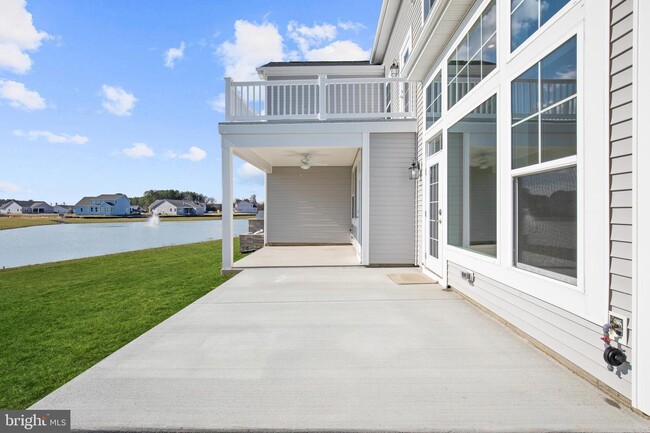 Building Photo - 25041 Tanager Ln