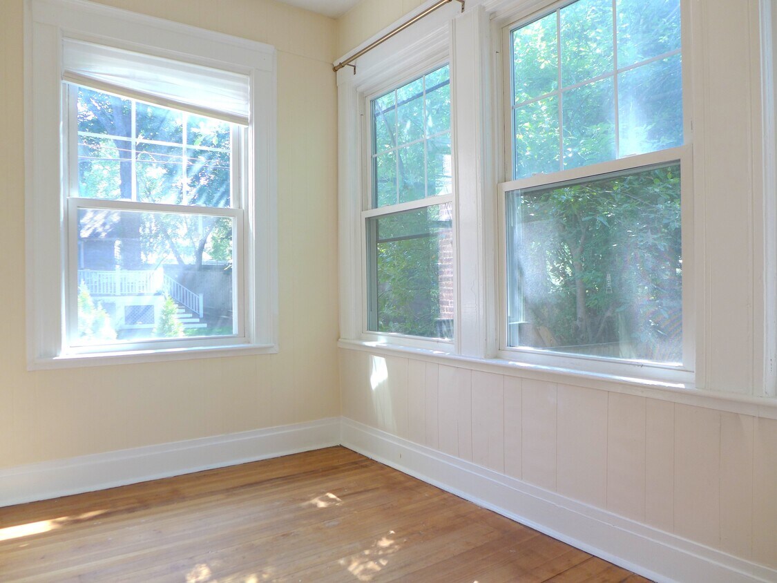 Foto principal - 176 Fuller St