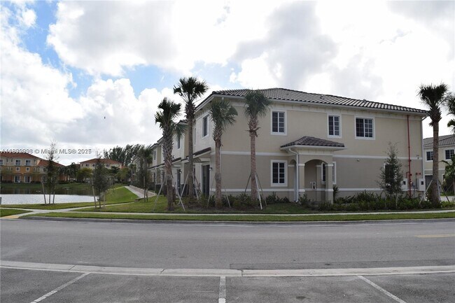 Foto del edificio - 2574 SW 81st Terrace