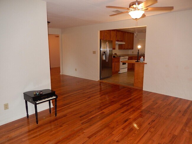 Foto del edificio - 307 N Dellview Dr