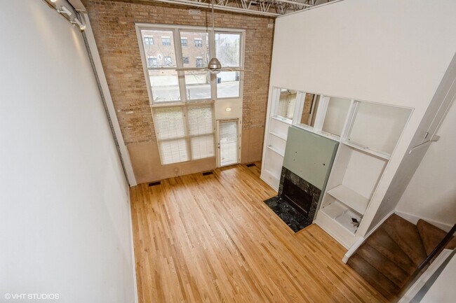 Foto del edificio - 1300 W Altgeld St