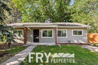 Building Photo - 2801 S Cherry Way