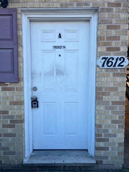 Building Photo - 7612 W Judge Perez Dr