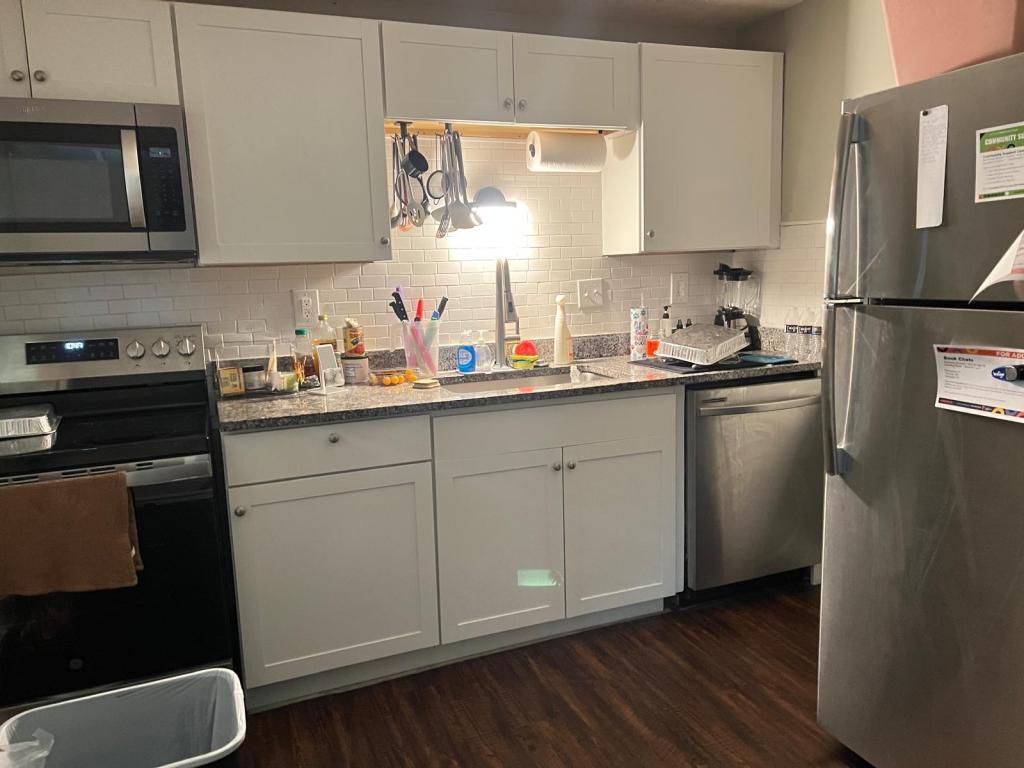 Foto principal - 355 E 20th Ave