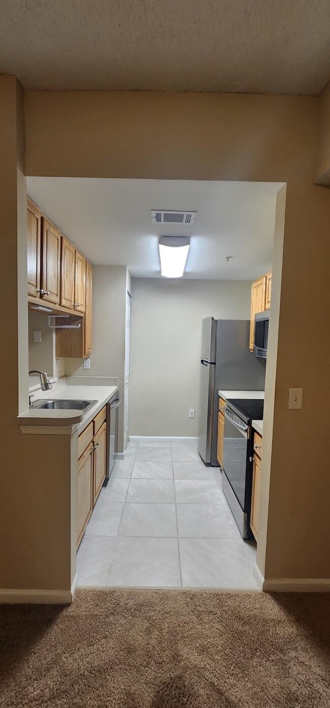 Building Photo - 4010 Grande Vista Blvd