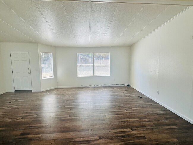 Foto del edificio - 14014 NE 70th Ave