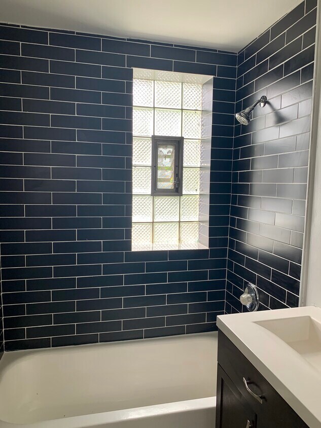 Foto del edificio - 6106 S Dorchester Ave