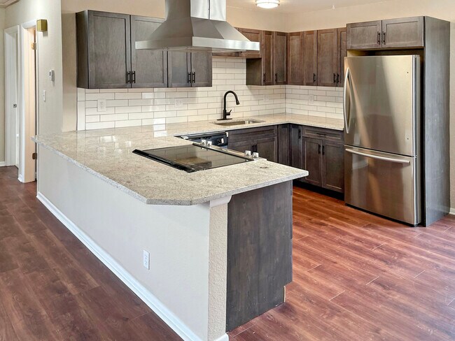 Building Photo - 4507 W Alaska Pl