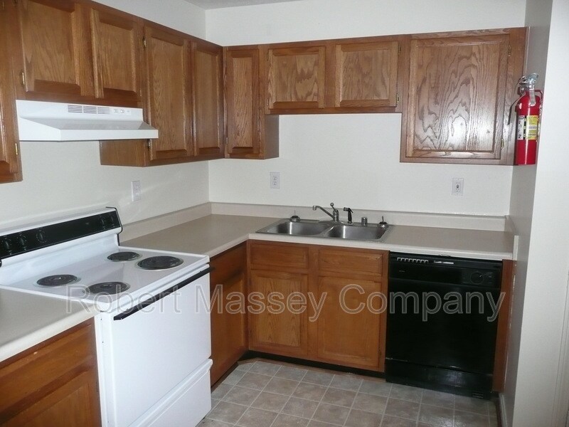 Building Photo - 7907 Canonero Way