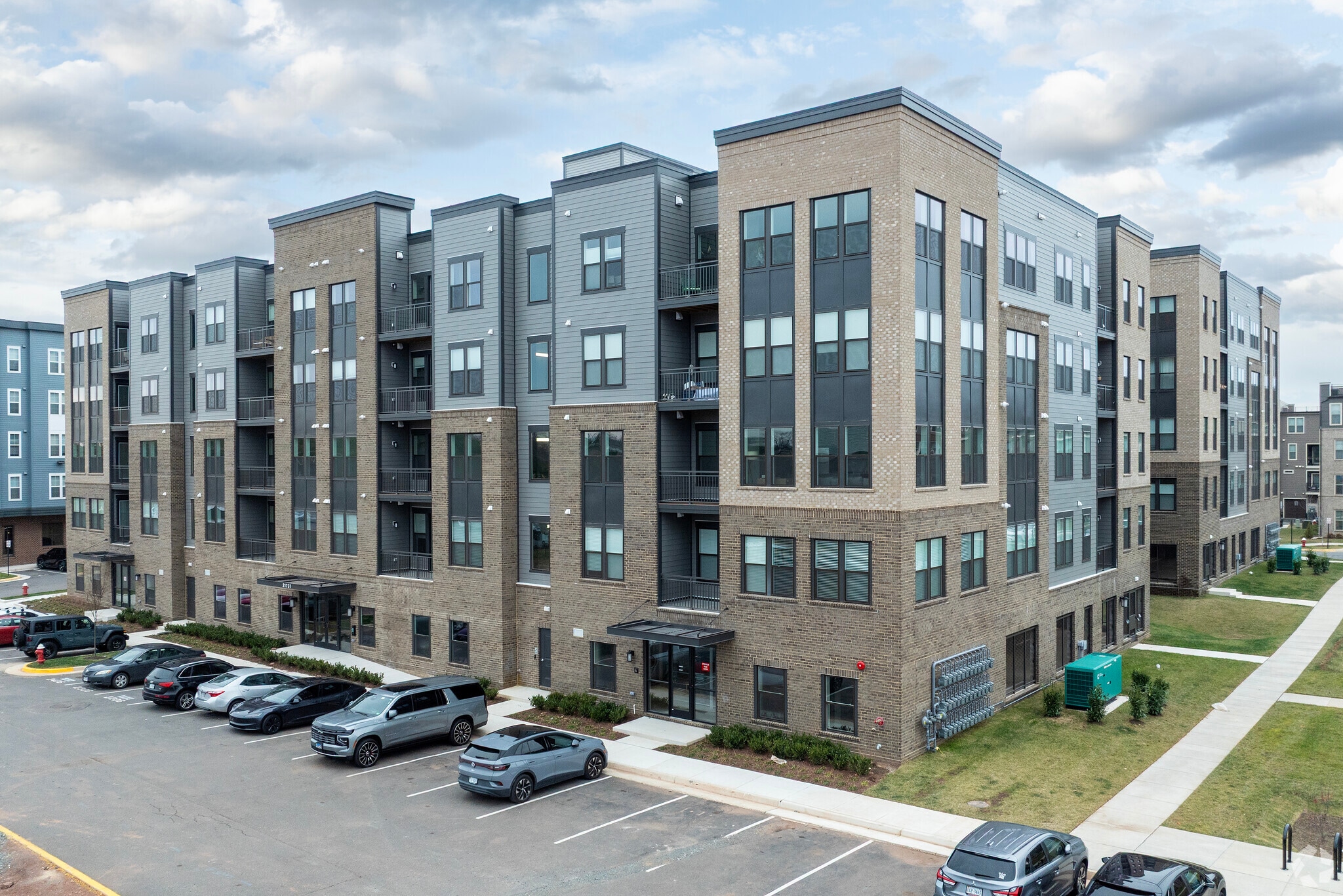 The Flats at Waxpool Crossing