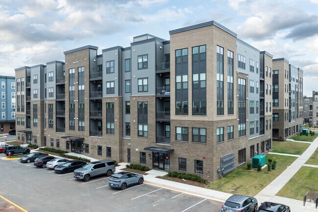 The Flats at Waxpool Crossing