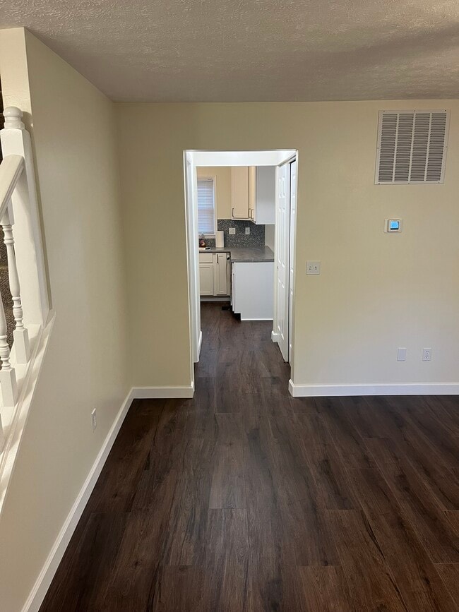 Building Photo - 7673 Brams Hill Dr