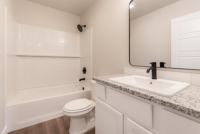 Foto del edificio - New Construction Built in Upland West