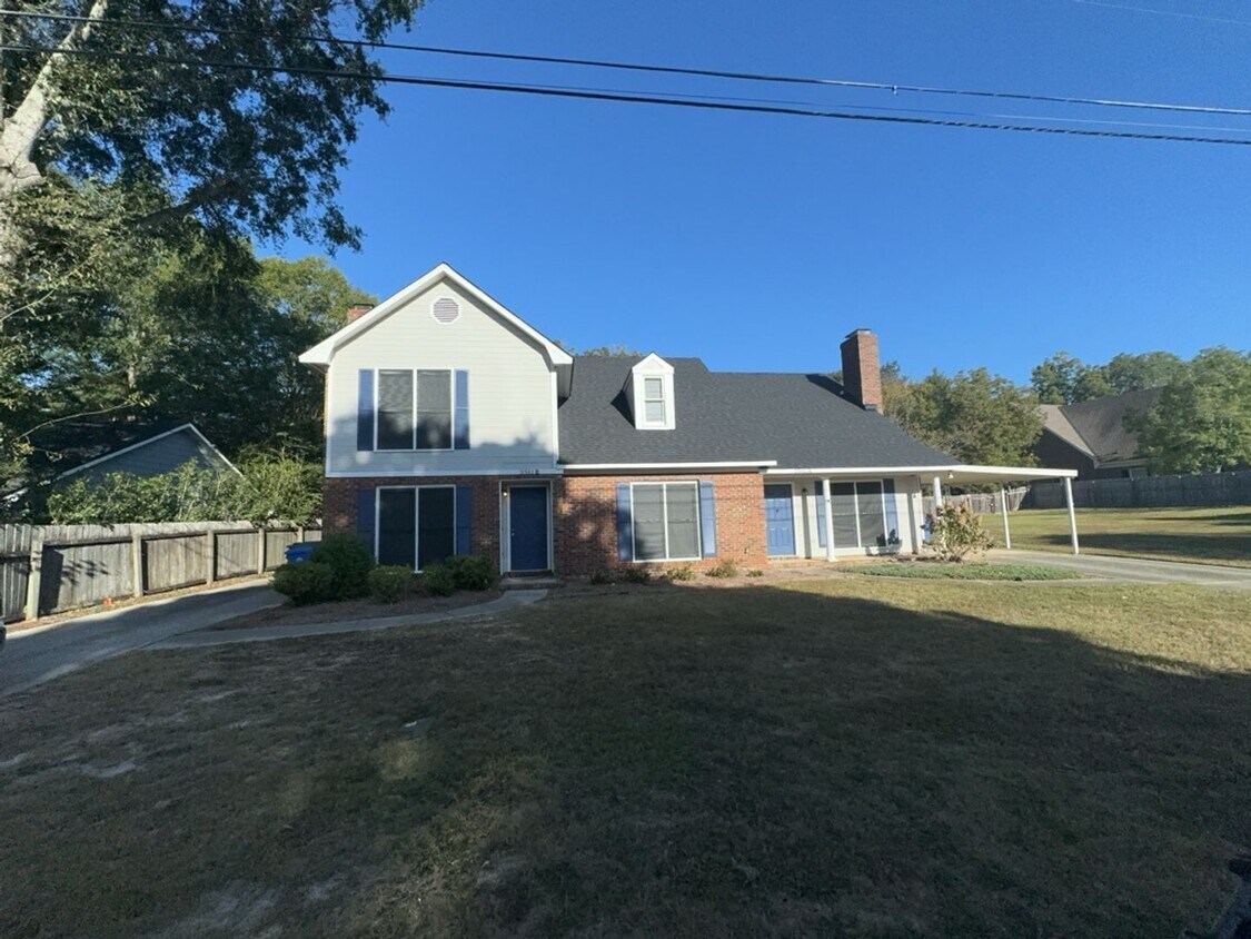 Primary Photo - r3561