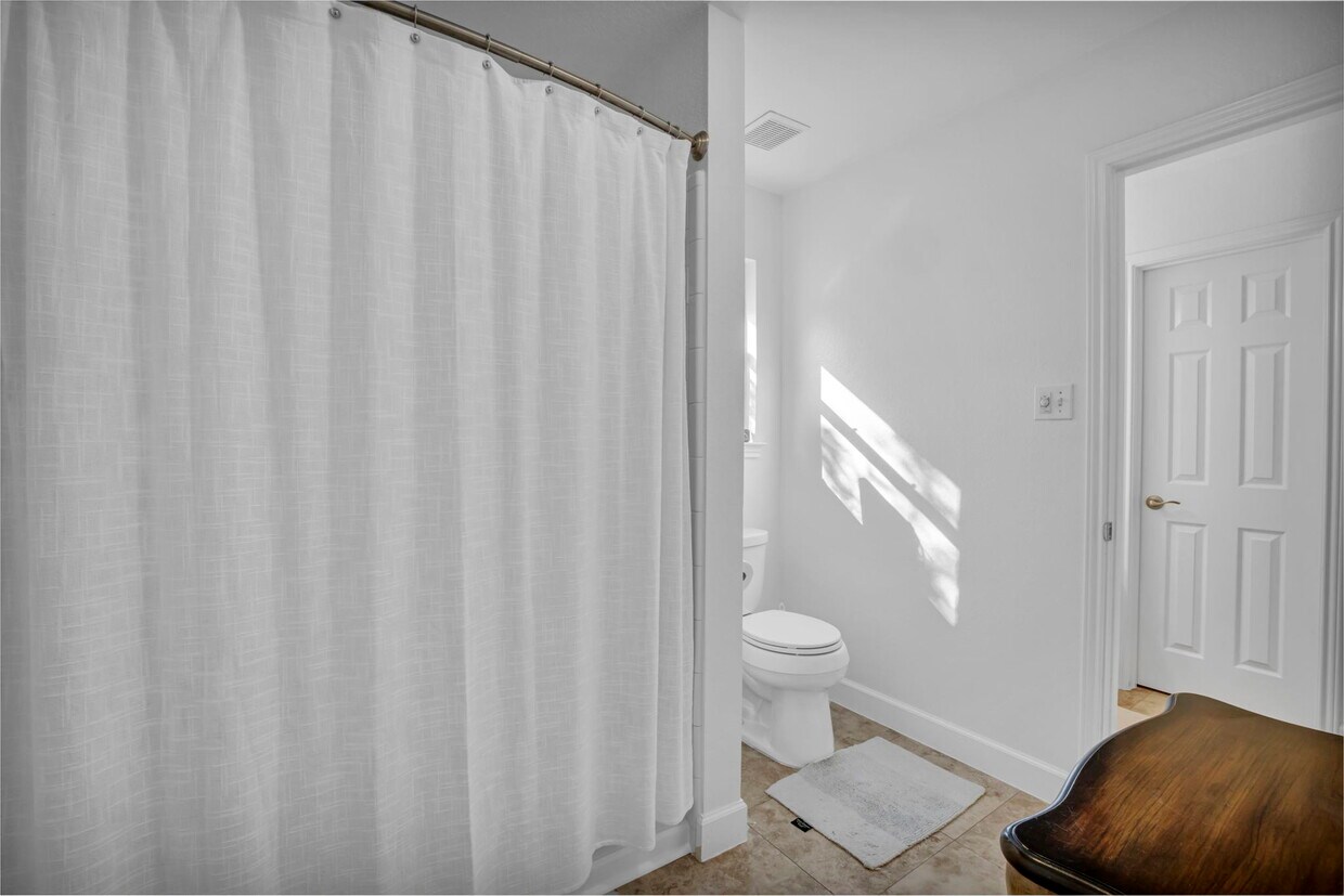 Foto principal - 14744 Olive Hill Dr