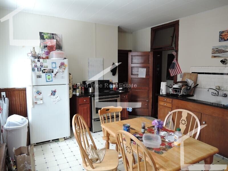 Foto principal - 35 Waverly St
