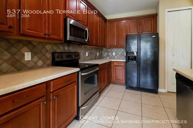 Building Photo - 537 Woodland Terrace Blvd