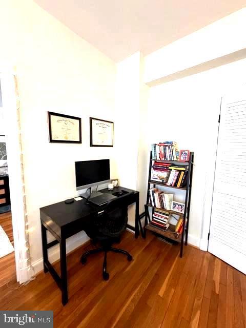 Foto del edificio - 2040 Belmont Rd NW